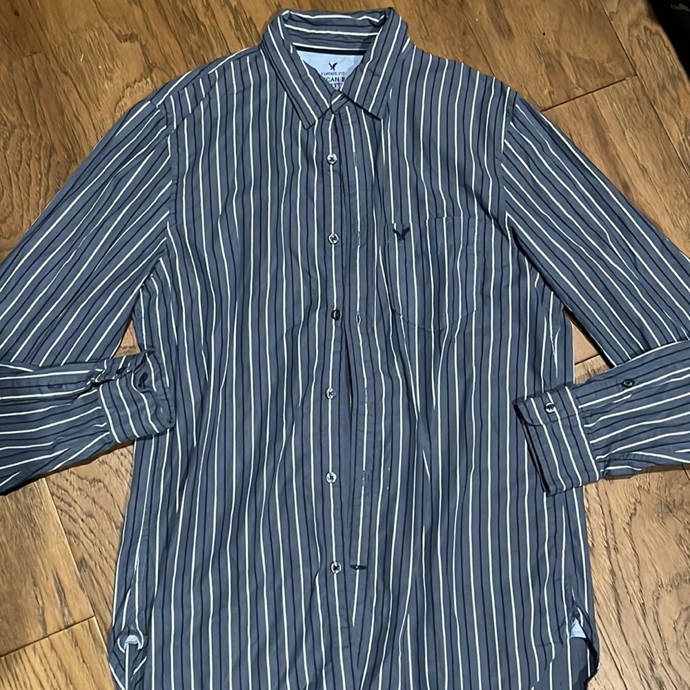 Mens American Eagle button down shirt